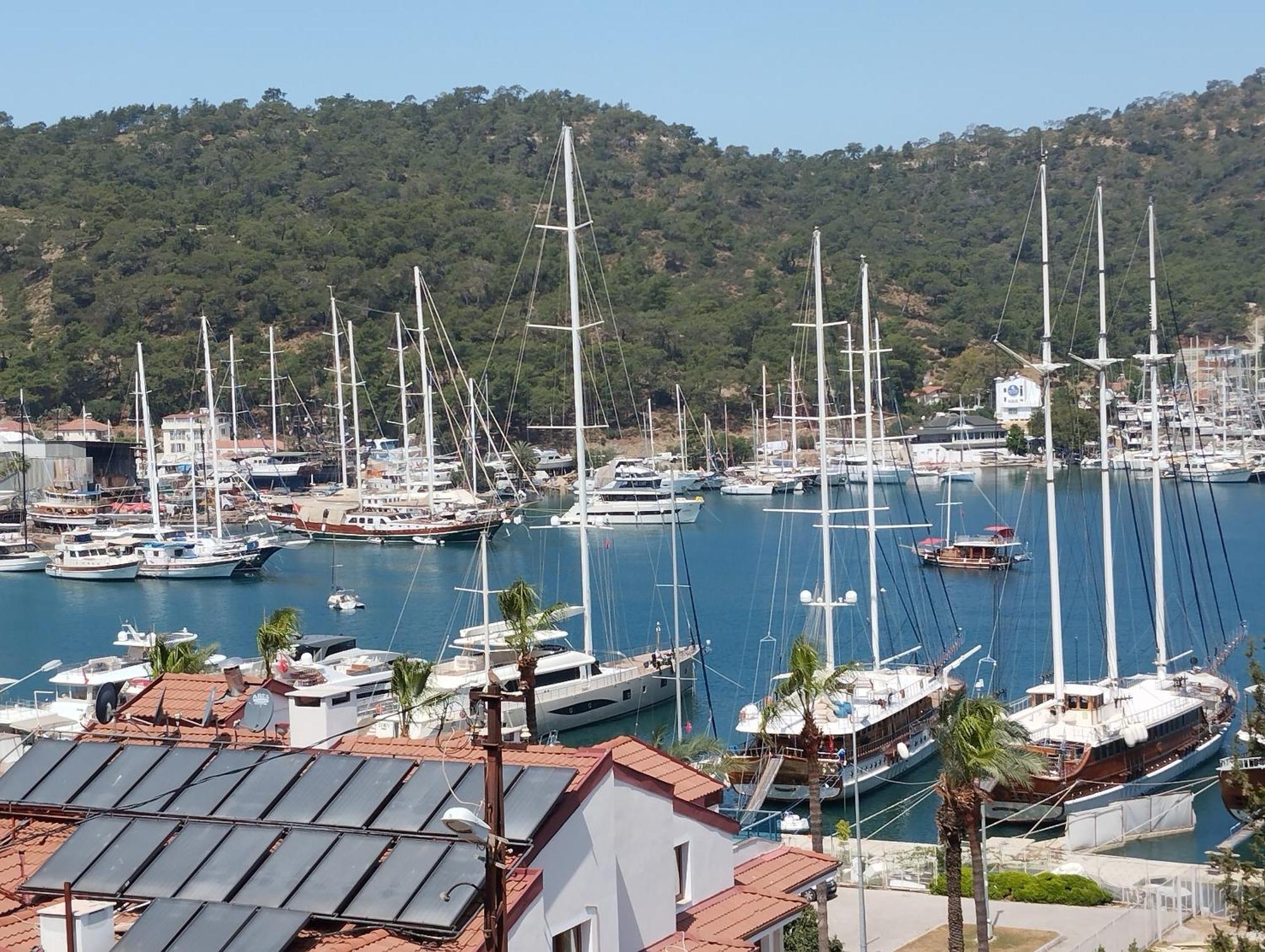 Duygu Apart Spellbinding Sea Views Фетие Екстериор снимка